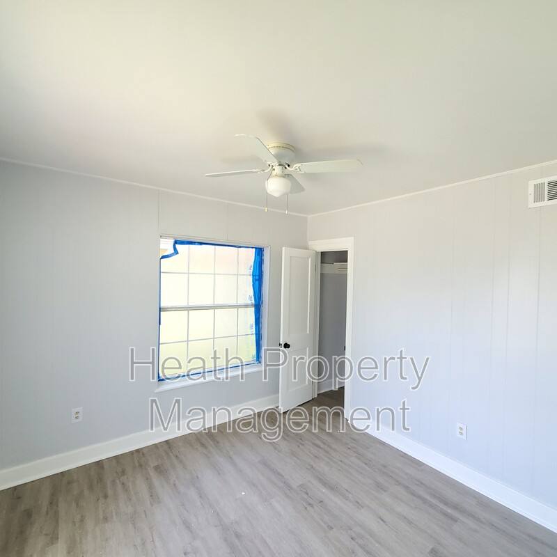 House for rent at 1735 25th St S, Saint Petersburg, FL 33712