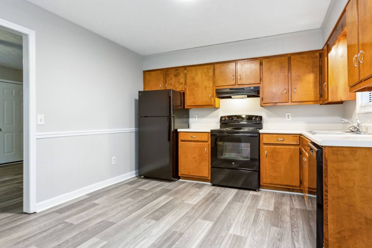 Townhouse for rent at 648 N Broadway, Portland, TN 37148
