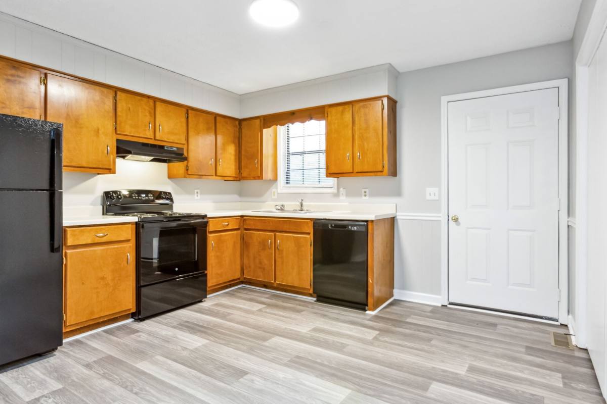 Townhouse for rent at 648 N Broadway, Portland, TN 37148