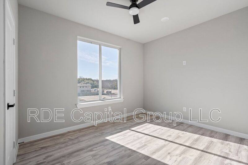 Apartment for rent at 948 S Corinth St Rd #15, Dallas, TX 75215