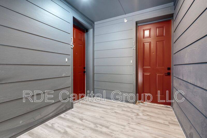 Apartment for rent at 948 S Corinth St Rd #15, Dallas, TX 75215