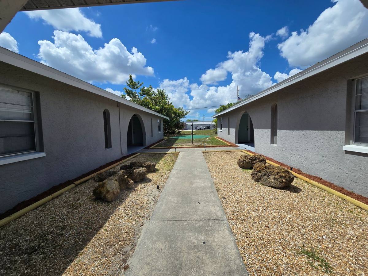 House for rent at 702 SE 47th St, Cape Coral, FL 33904