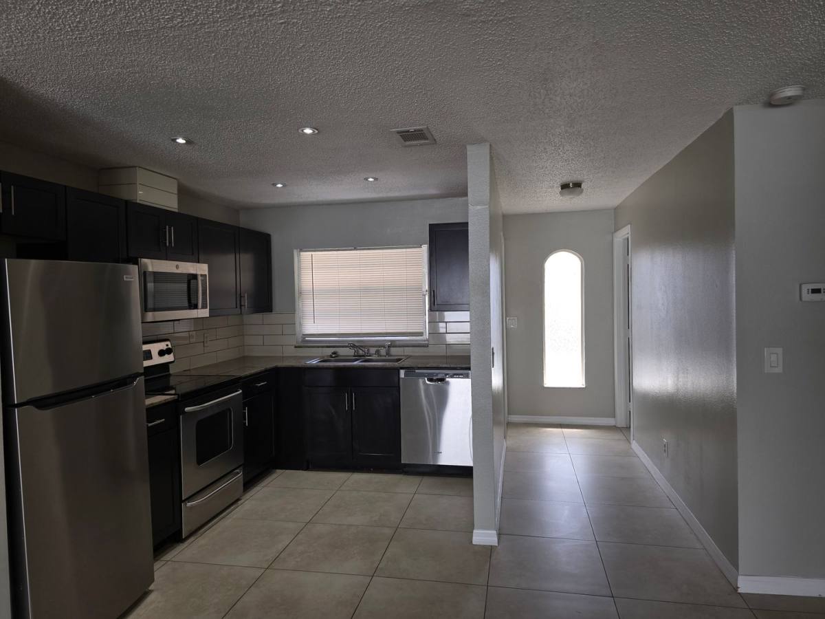 House for rent at 702 SE 47th St, Cape Coral, FL 33904