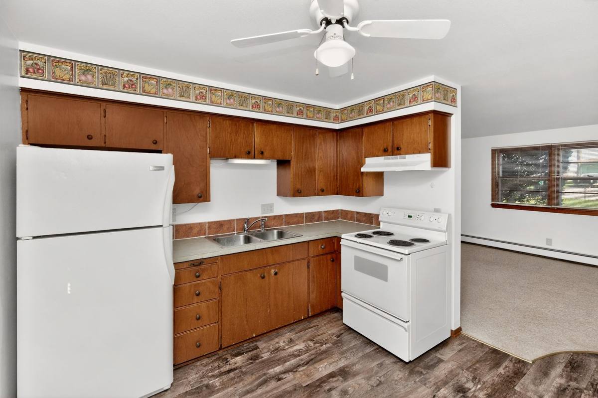 Apartment for rent at 312 E 5th St, Huxley, IA 50124