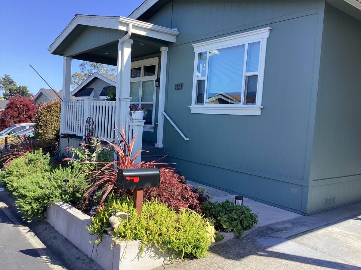 House for rent at 2435 Felt St, Santa Cruz, CA 95062