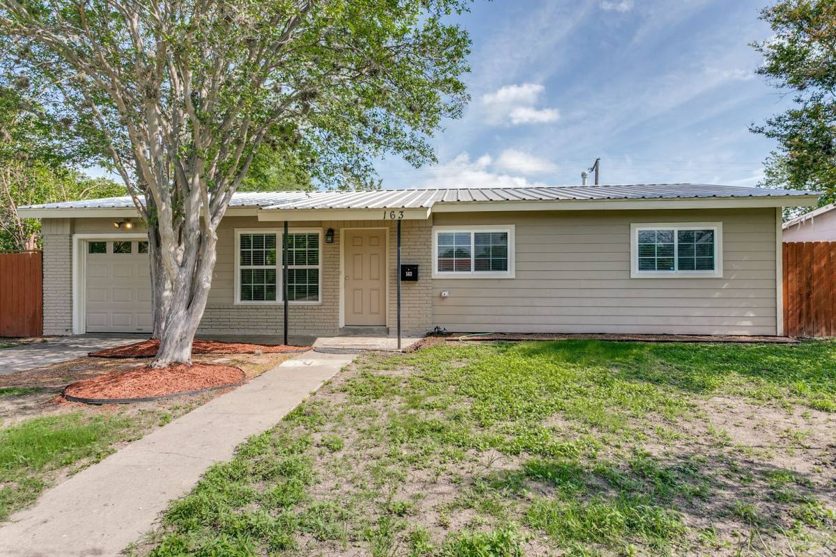 House for rent at 163 Antrim Dr, San Antonio, TX 78218