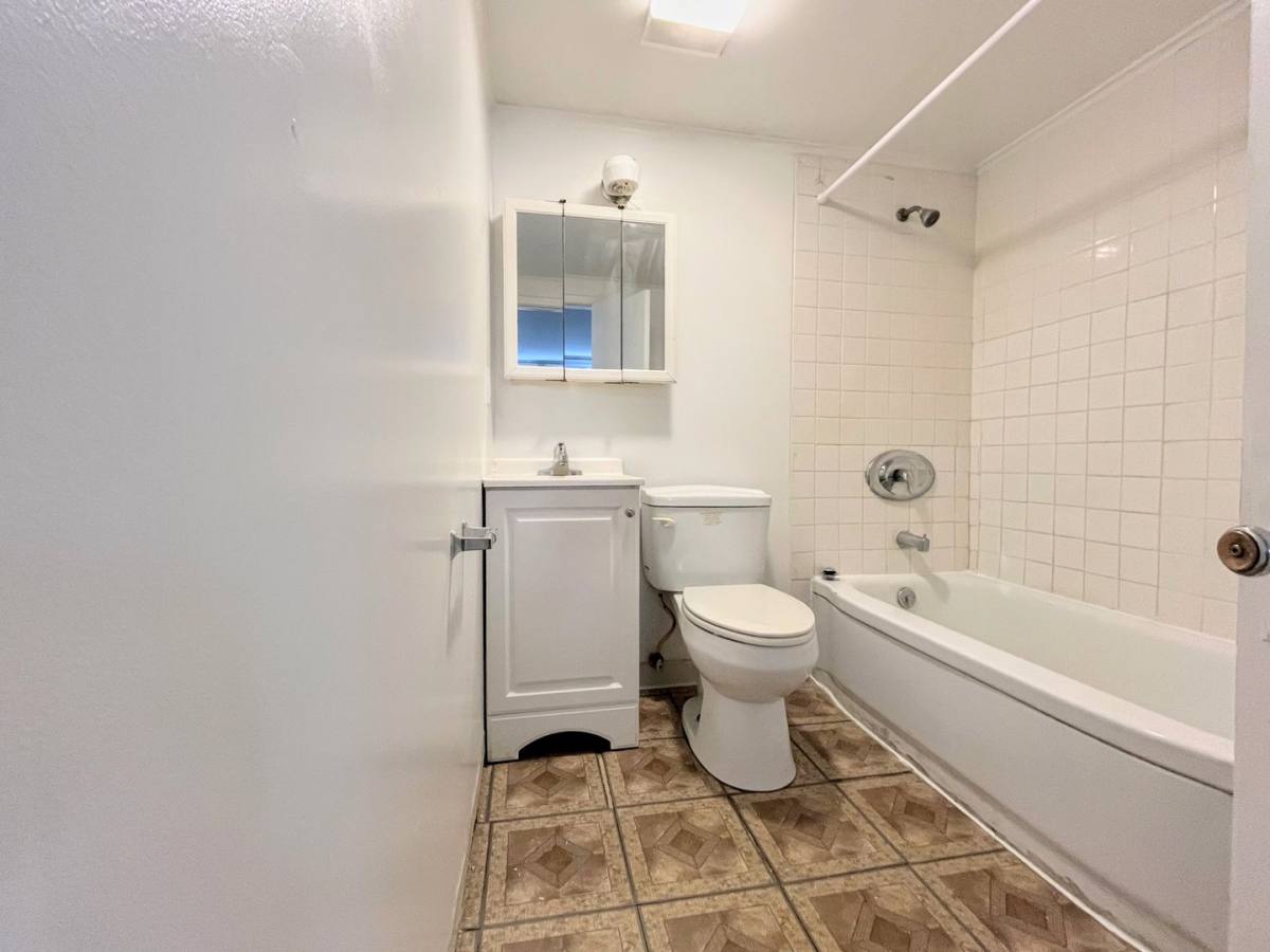 Apartment for rent at 2670 Sheridan Dr, Tonawanda, NY 14150