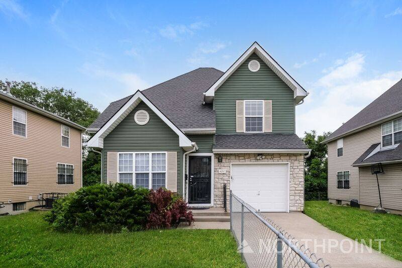 House for rent at 4211 Woodland Ave, Kansas City, MO 64130