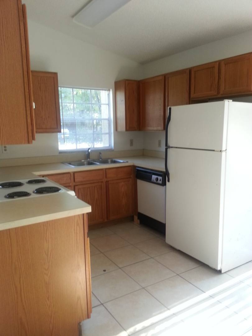 Townhouse for rent at 2452 Illiana St, Orlando, FL 32806
