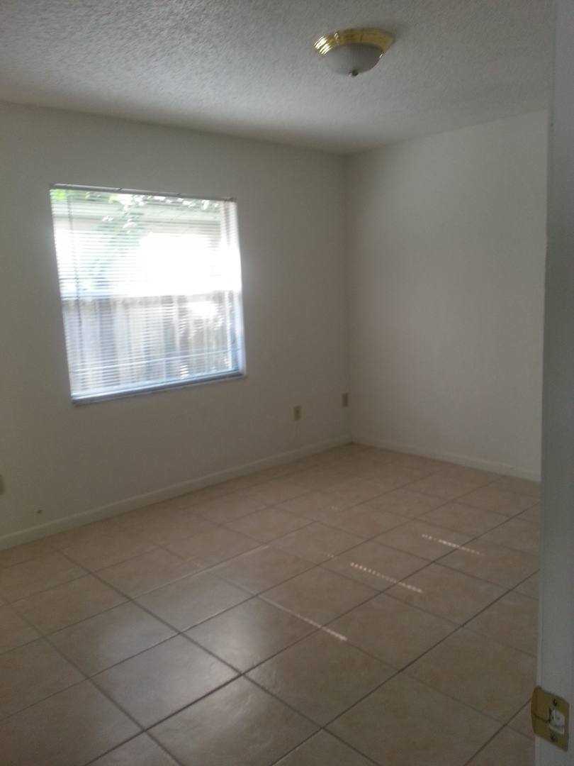 Townhouse for rent at 2452 Illiana St, Orlando, FL 32806