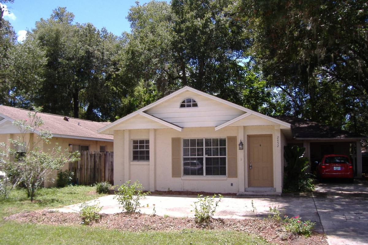 Townhouse for rent at 2452 Illiana St, Orlando, FL 32806