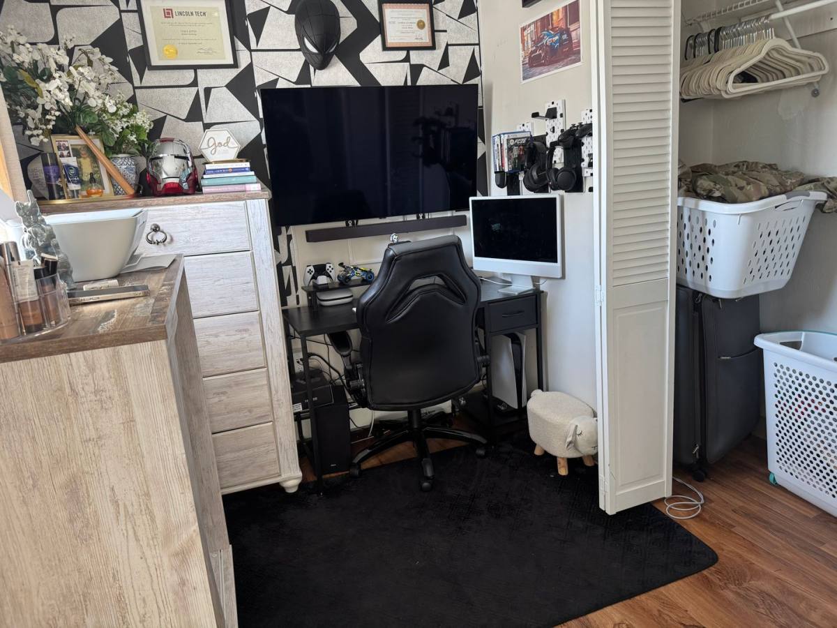 Apartment for rent at 113 Cole St, Pawtucket, RI 02860