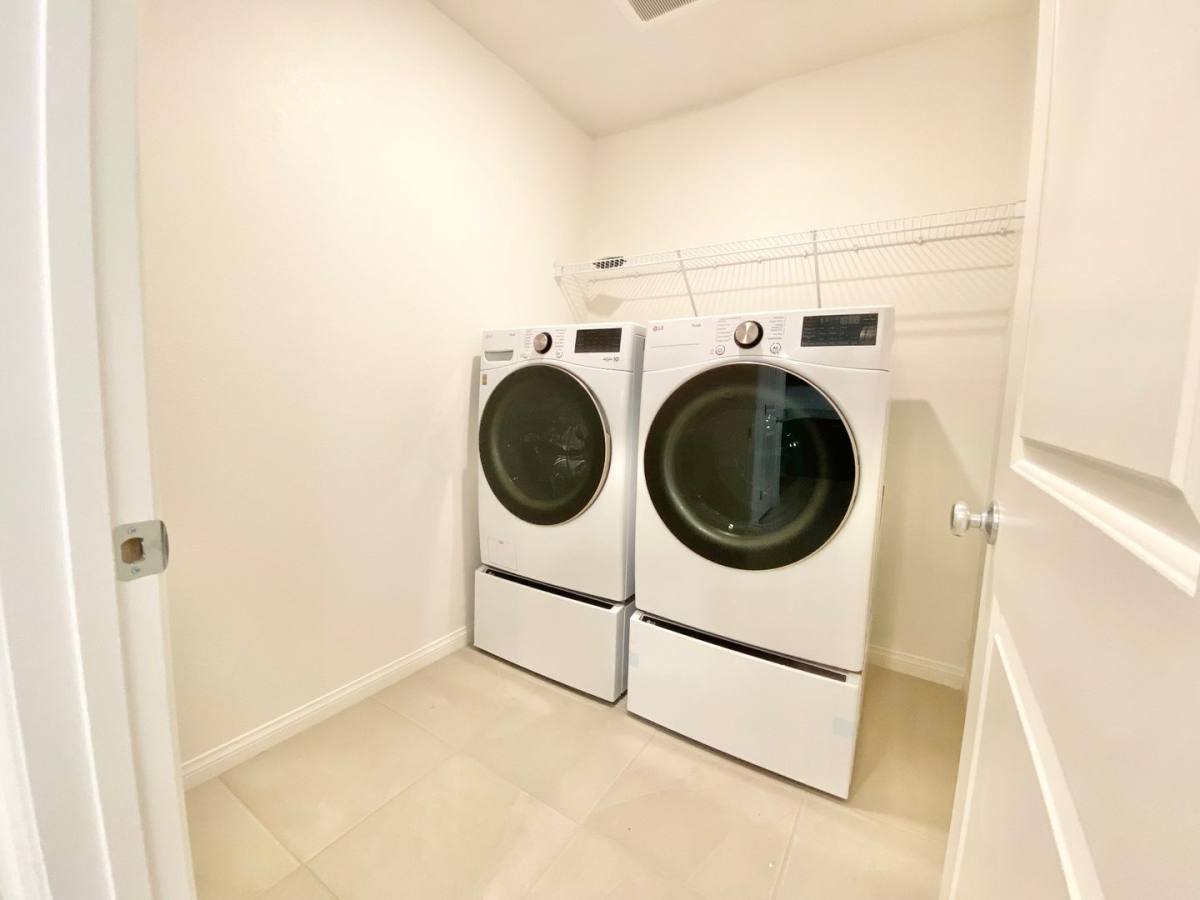 Townhouse for rent at 2610 Ercolano St, Henderson, NV 89044