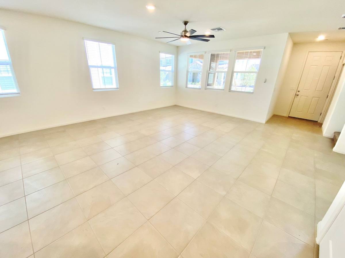 Townhouse for rent at 2610 Ercolano St, Henderson, NV 89044