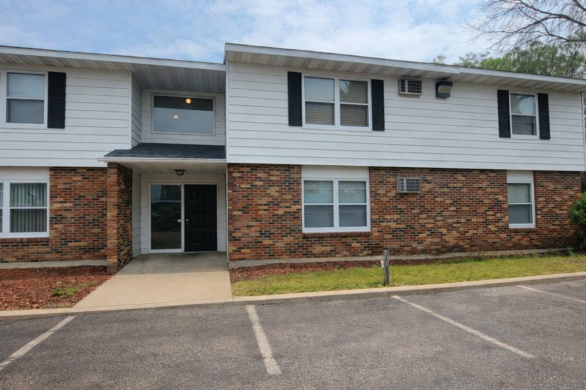 Apartment for rent at 3303 Brian St, Eau Claire, WI 54701