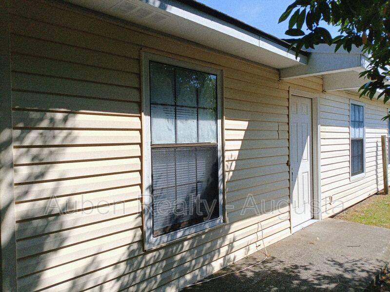 Apartment for rent at 1730 Hicks St #A, Augusta, GA 30904