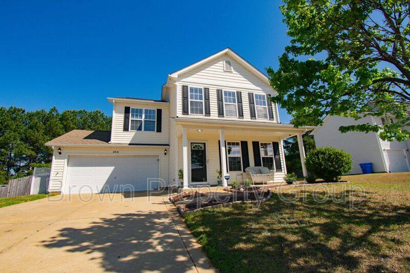 House for rent at 4918 Yorkchester Dr, Fayetteville, NC 28314