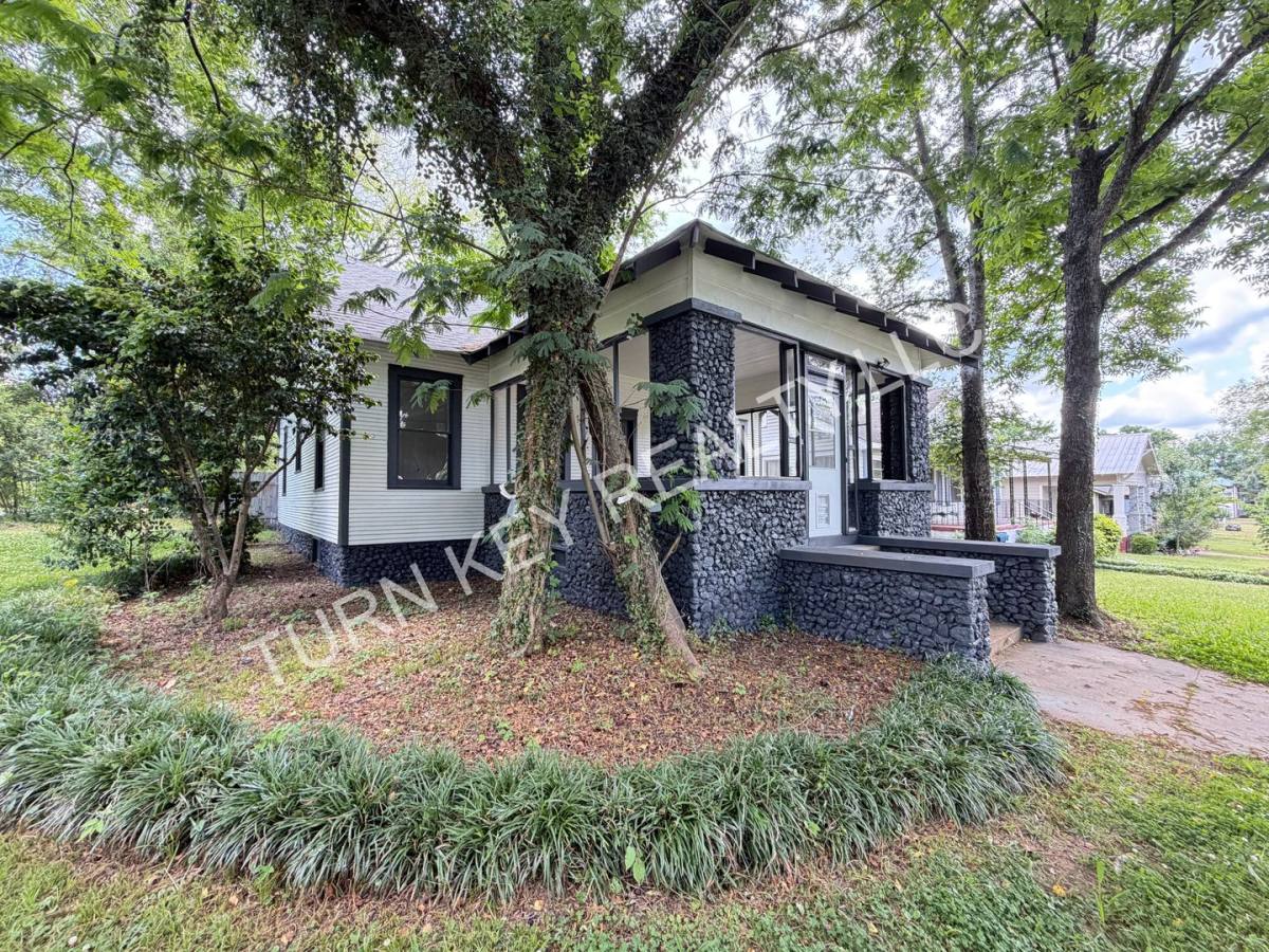 House for rent at 1225 Ford Ave, Birmingham, AL 35217
