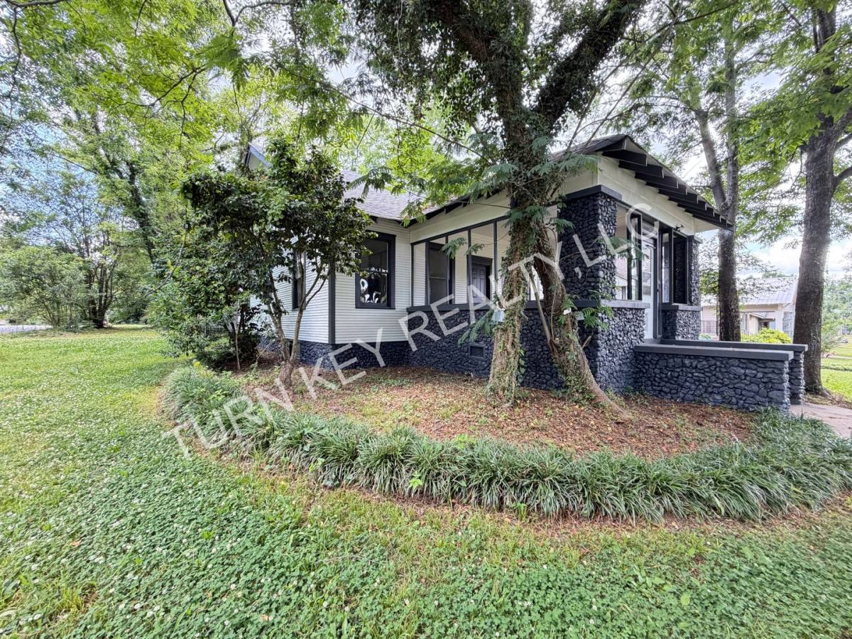 House for rent at 1225 Ford Ave, Birmingham, AL 35217