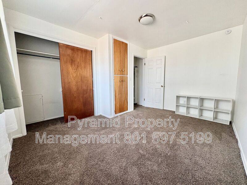 House for rent at 3428 S 300 E #3, Salt Lake City, UT 84115