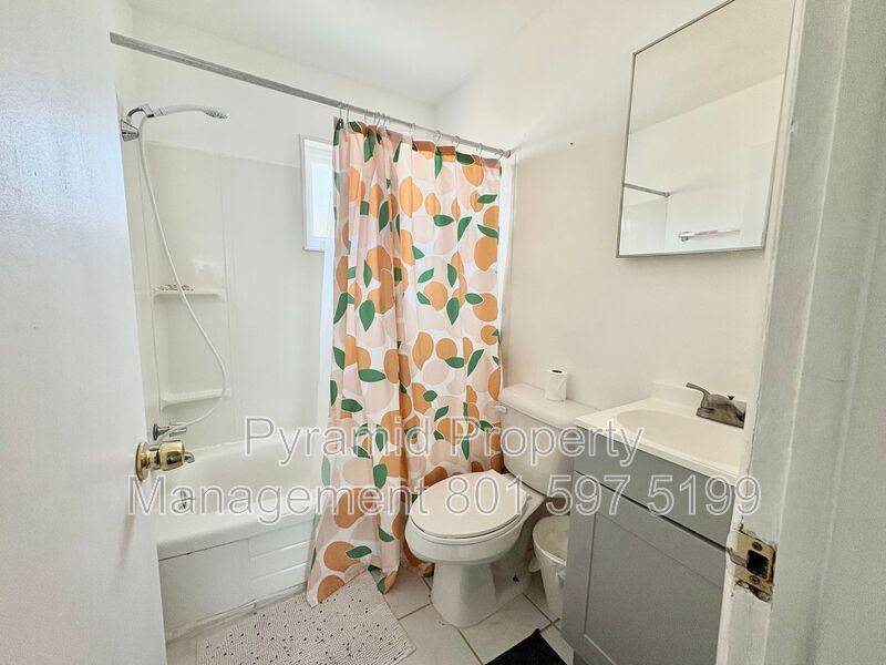 House for rent at 3428 S 300 E #3, Salt Lake City, UT 84115