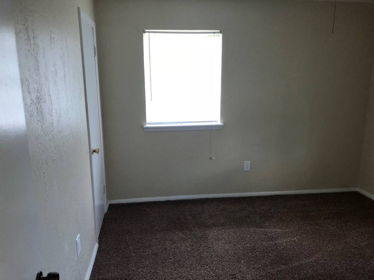House for rent at 605 SW 45th St, Lawton, OK 73505