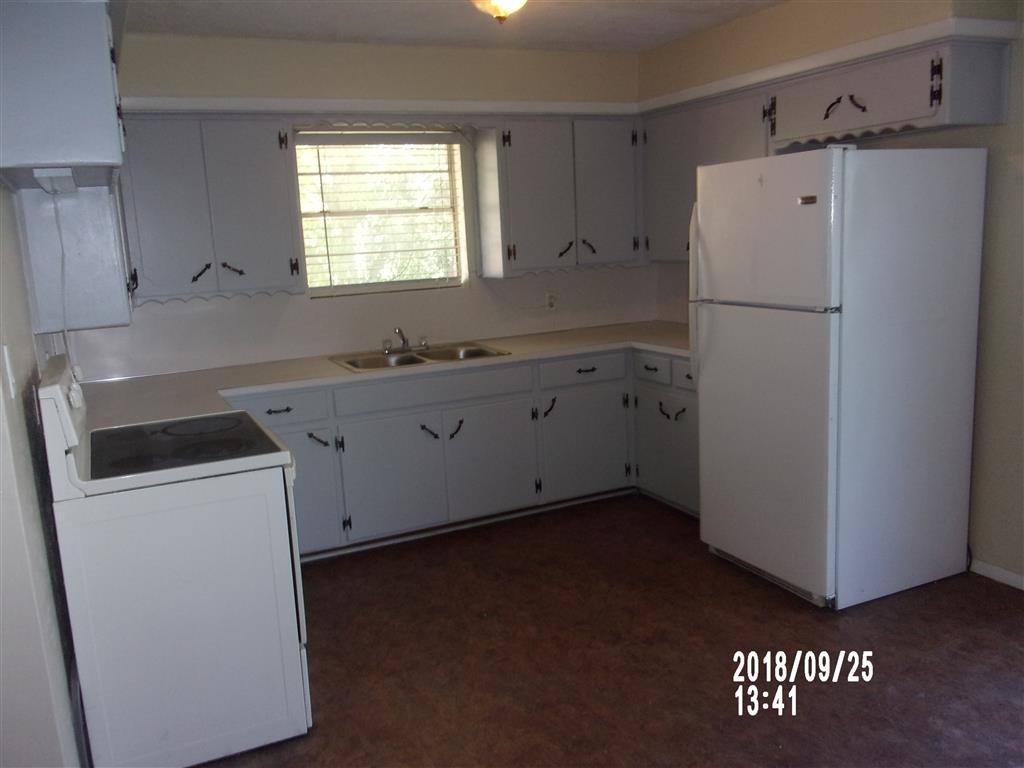 House for rent at 605 SW 45th St, Lawton, OK 73505