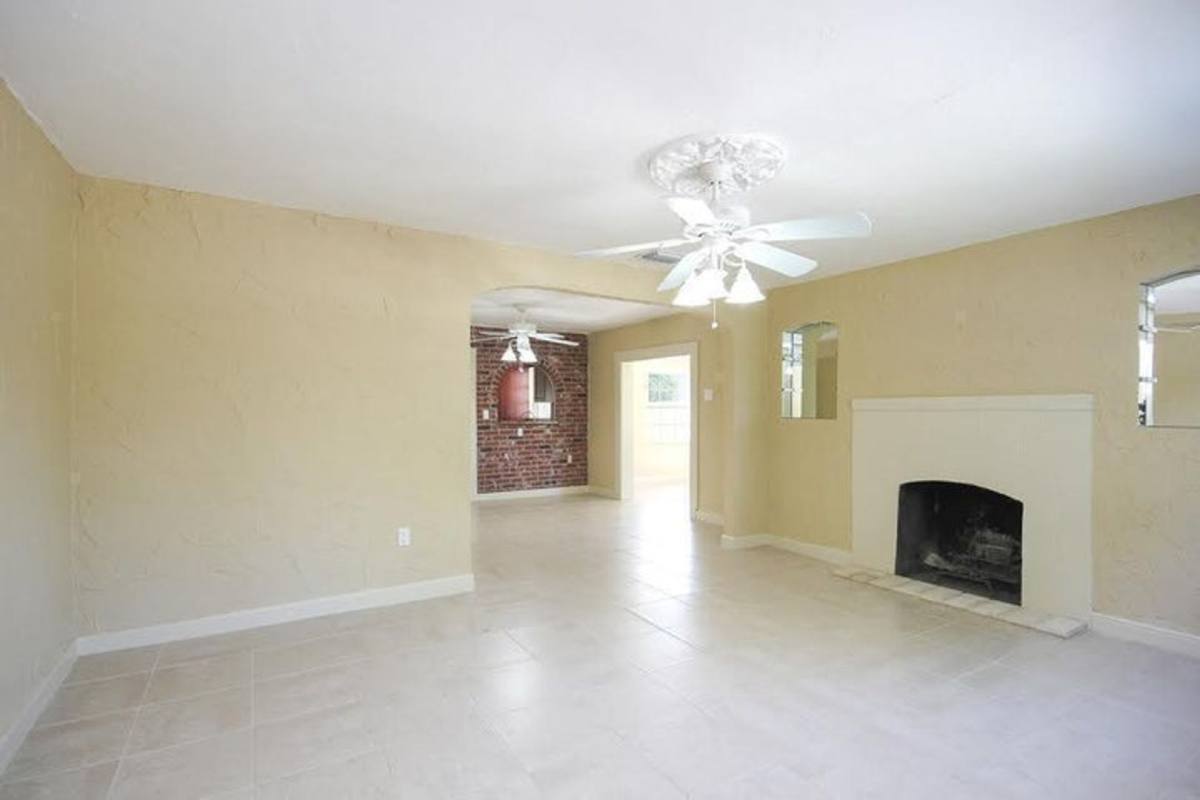 House for rent at 410 Franklin Rd, West Palm Beach, FL 33405