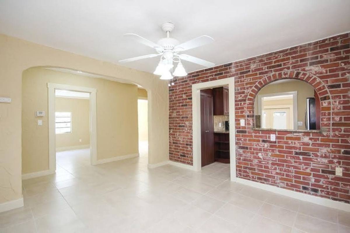 House for rent at 410 Franklin Rd, West Palm Beach, FL 33405