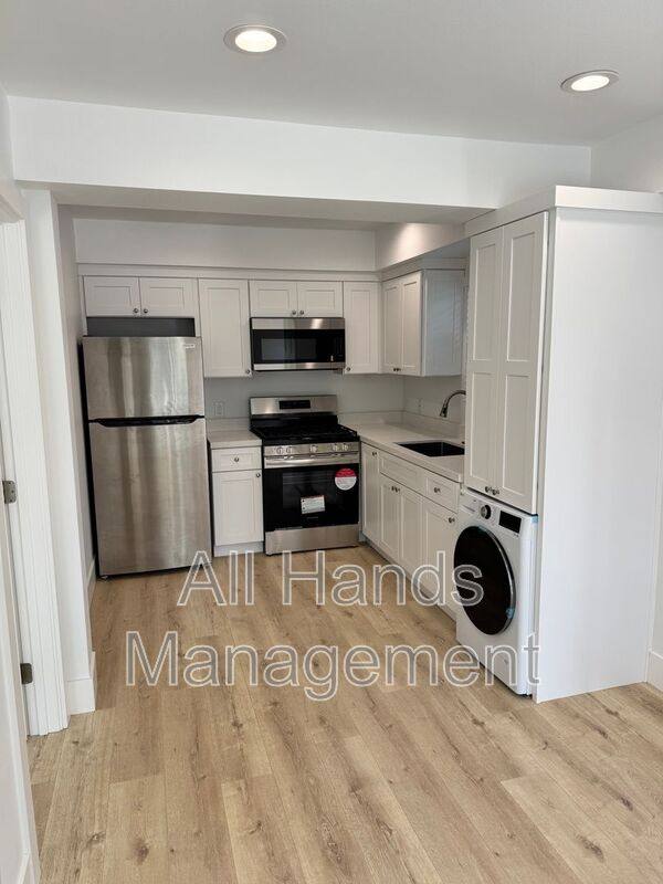 Apartment for rent at 3121 E Mariquita St #30, Long Beach, CA 90803