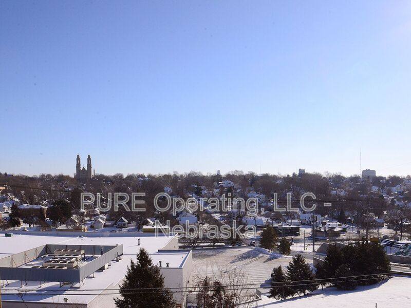 Apartment for rent at 612-616 N 46 St #9, Omaha, NE 68132