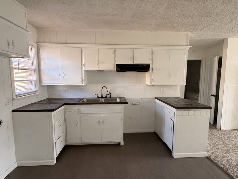 Apartment for rent at 713 47th St #B, Lubbock, TX 79404