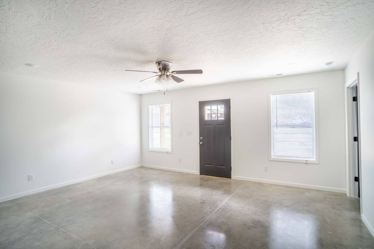 Apartment for rent at 526 Gadsden Rd NW, Jacksonville, AL 36265
