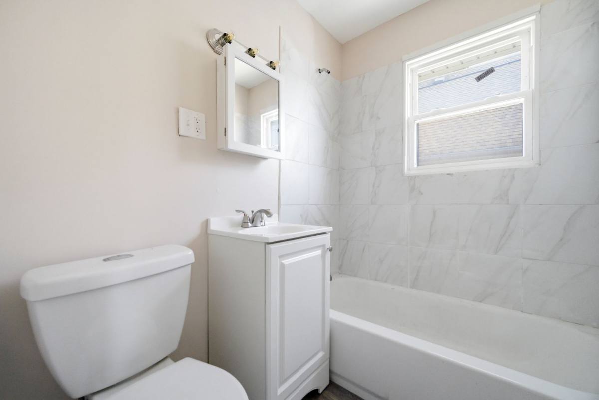 House for rent at 3881 W 117th, Cleveland, OH 44111