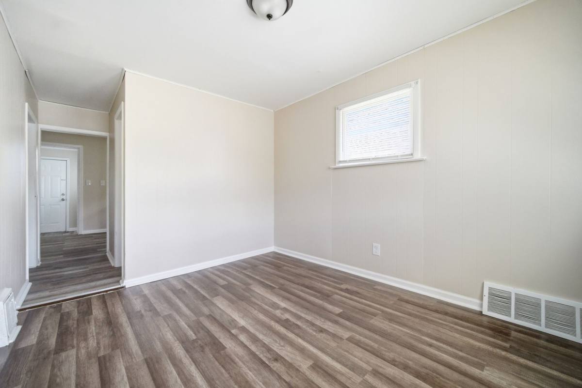 House for rent at 3881 W 117th, Cleveland, OH 44111