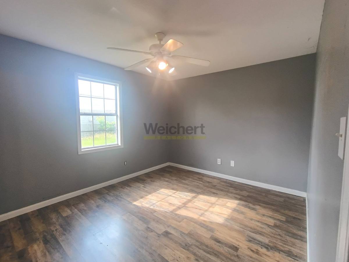 House for rent at 1101 N 28th St, Paragould, AR 72450