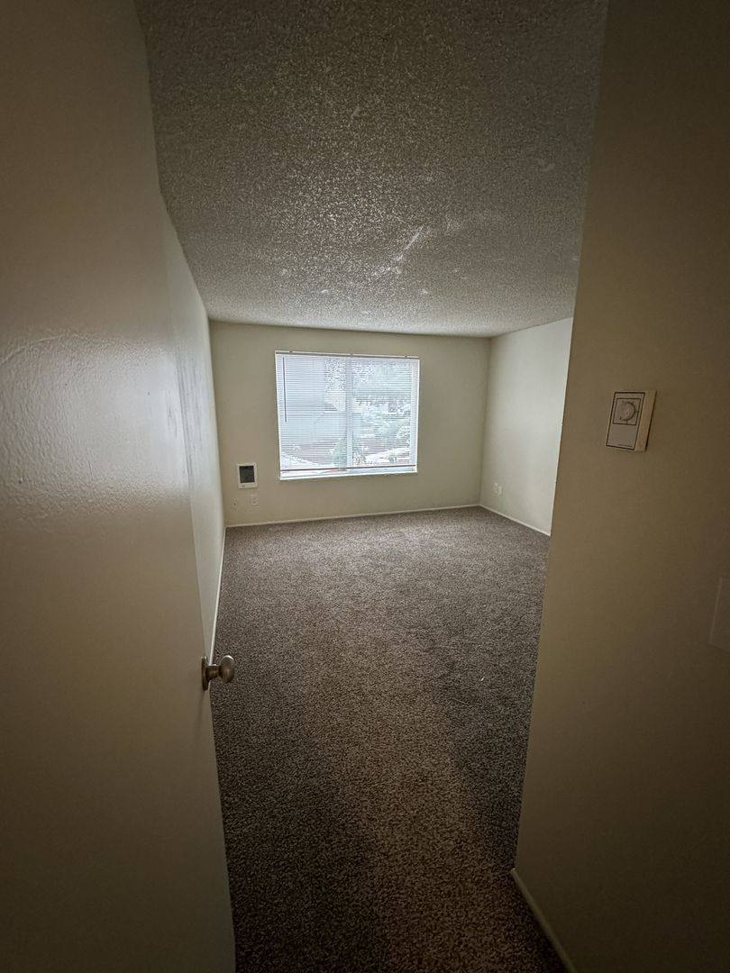 Apartment for rent at 2208 SW Elmwood Dr, Dallas, OR 97338