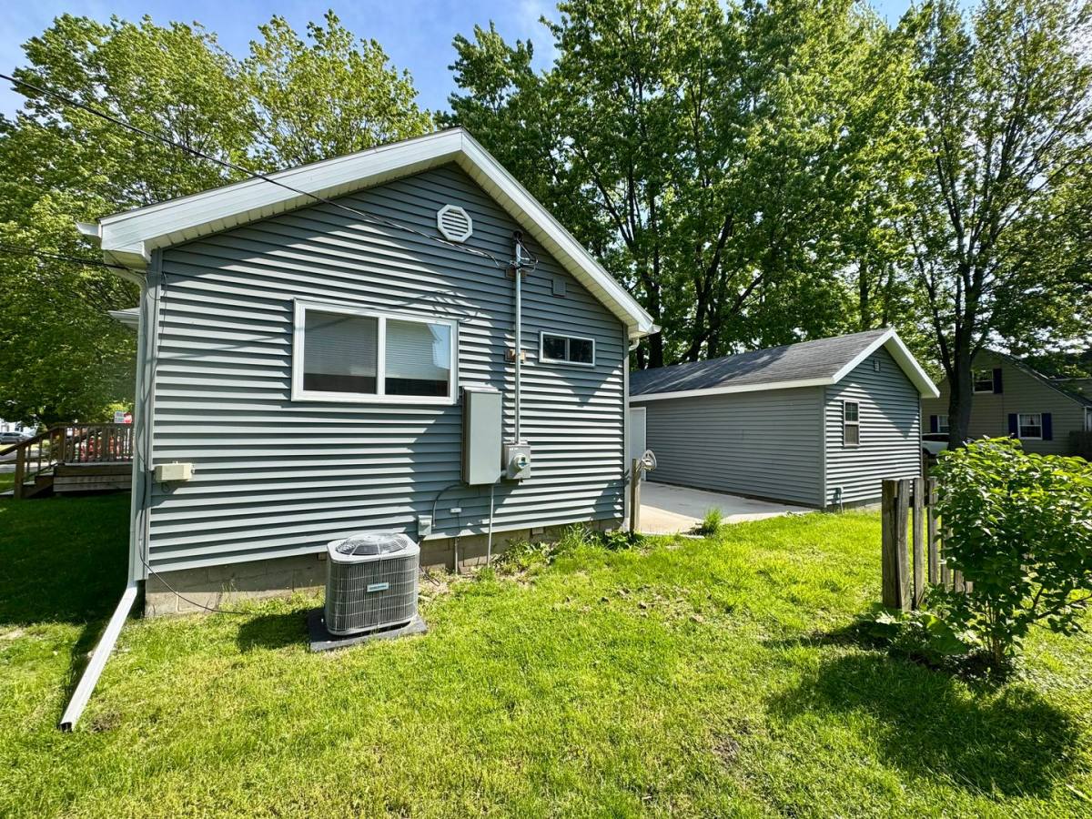 House for rent at 308 N Elm, Three Oaks, MI 49128