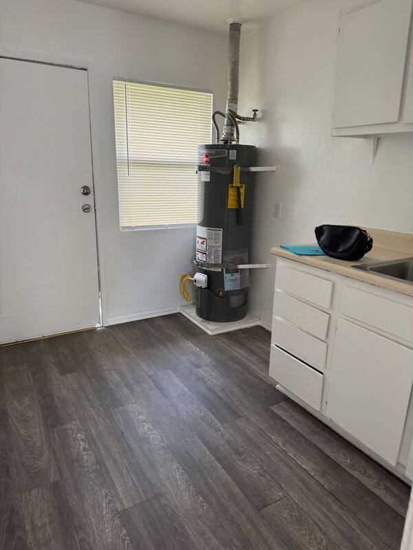 Apartment for rent at 834-846 N Davidson Ave #838-1, San Bernardino, CA 92411