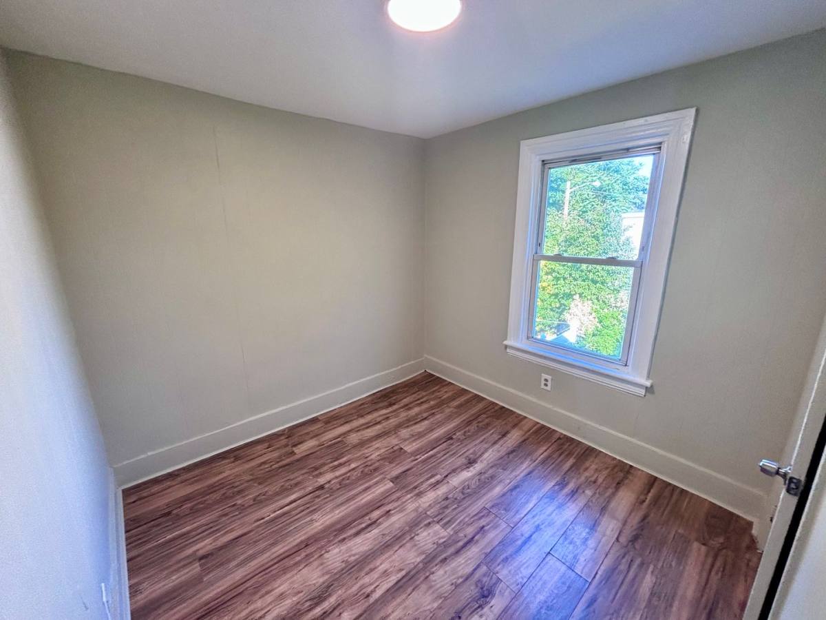 House for rent at 1103 Division St, Trenton, NJ 08611