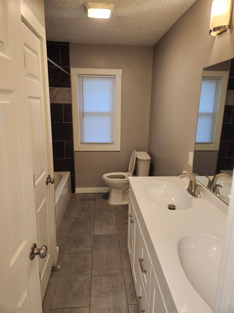 House for rent at 7815 Grover St, Omaha, NE 68124