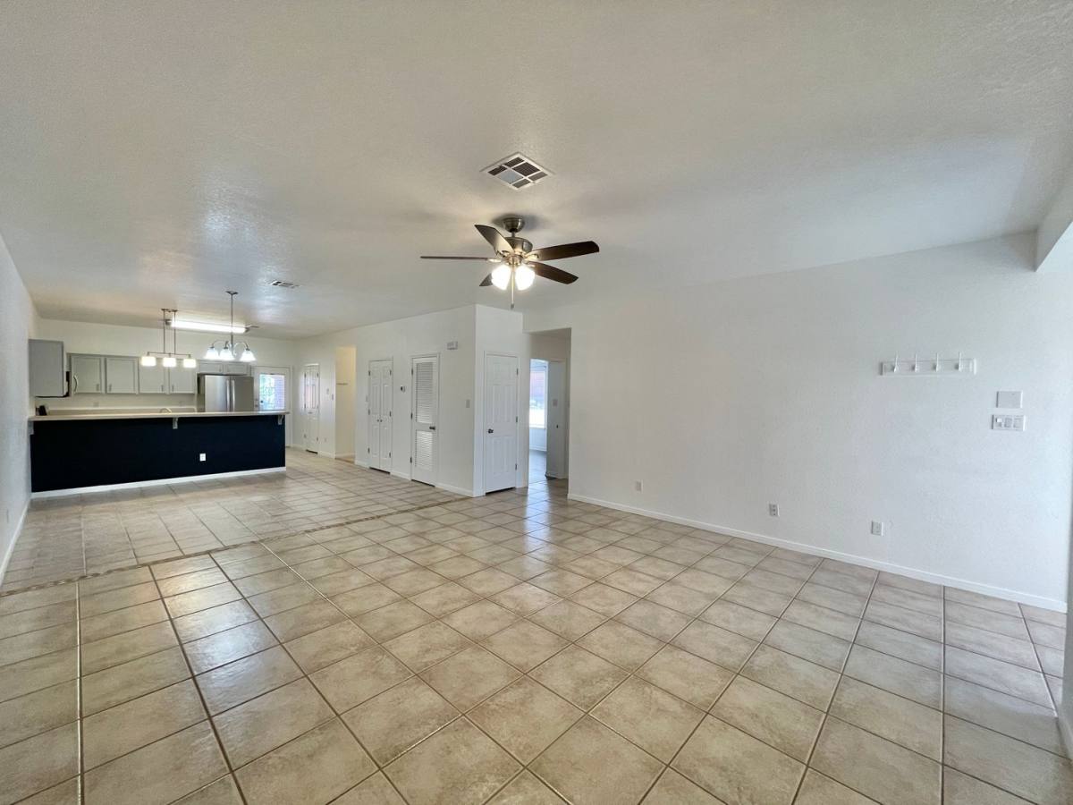 Townhouse for rent at 2703 B Edgefield St, Killeen, TX 76549