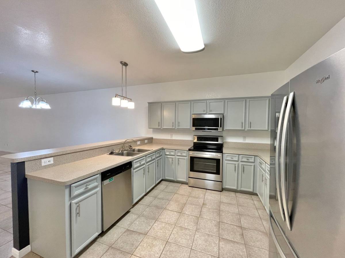 Townhouse for rent at 2703 B Edgefield St, Killeen, TX 76549