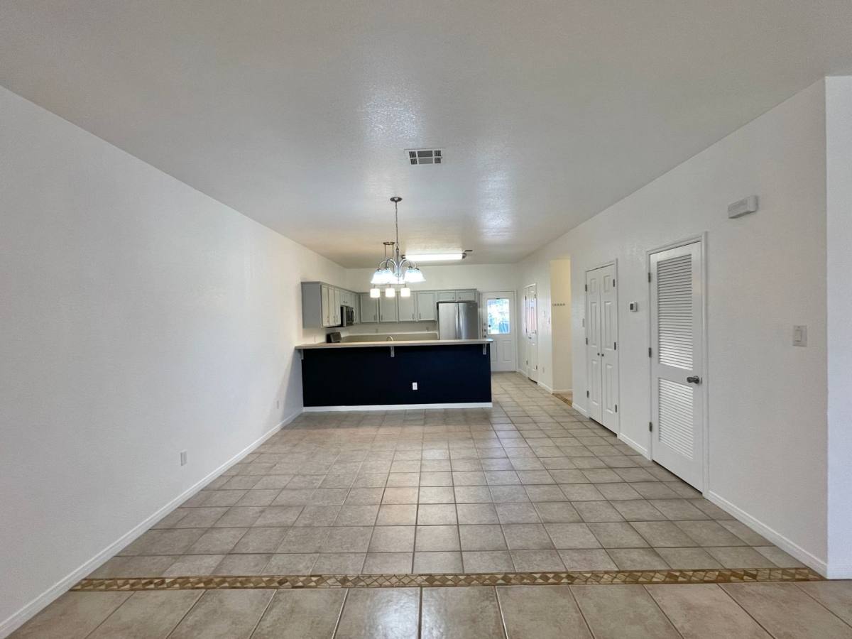 Townhouse for rent at 2703 B Edgefield St, Killeen, TX 76549