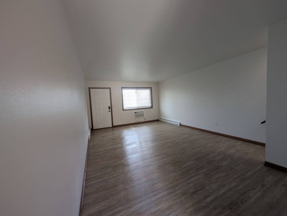 Townhouse for rent at 1516 Vogt Dr, West Bend, WI 53095
