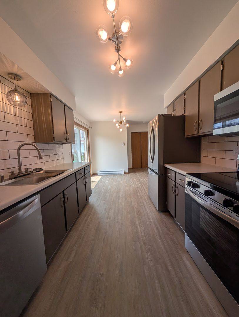 Townhouse for rent at 1516 Vogt Dr, West Bend, WI 53095