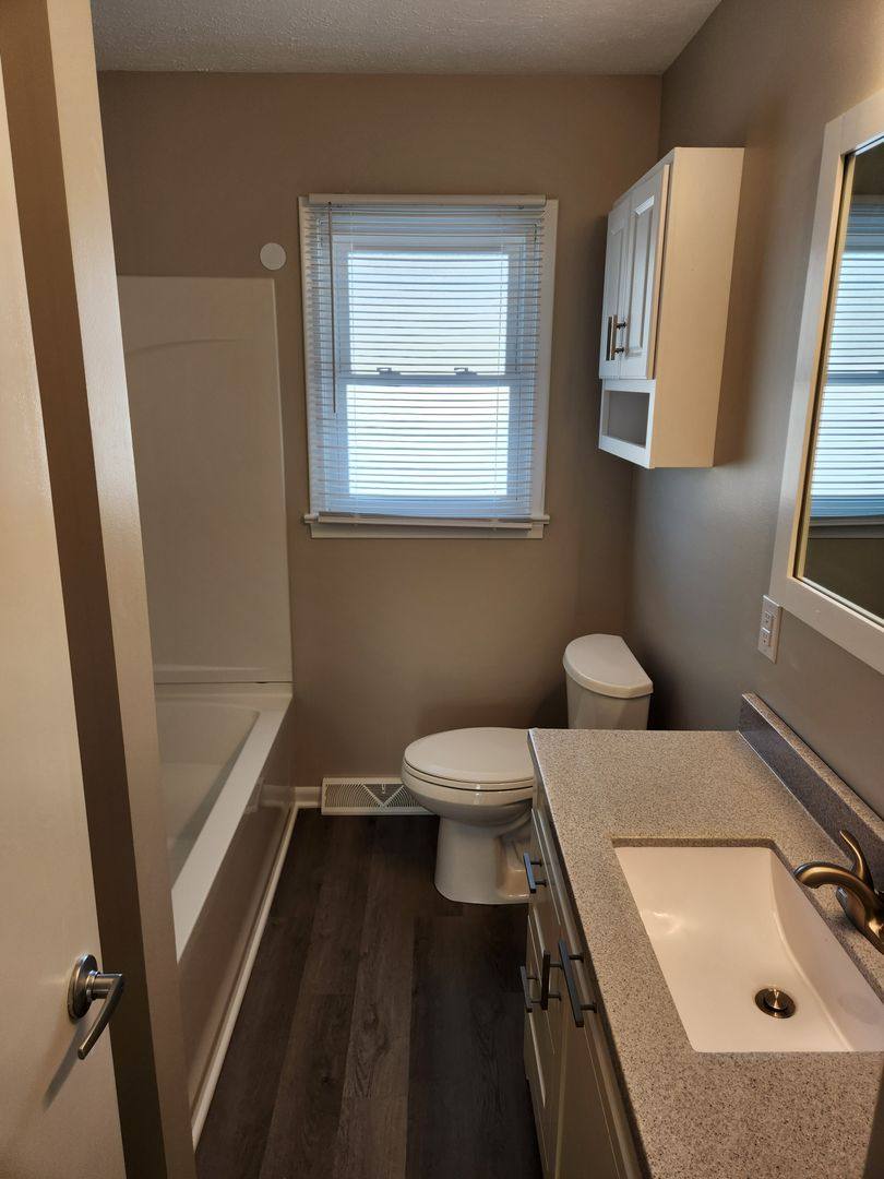 House for rent at 12223 Weir St, Omaha, NE 68137