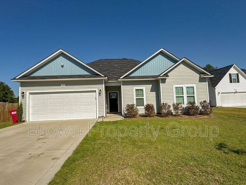 House for rent at 128 Magnolia St, Parkton, NC 28371