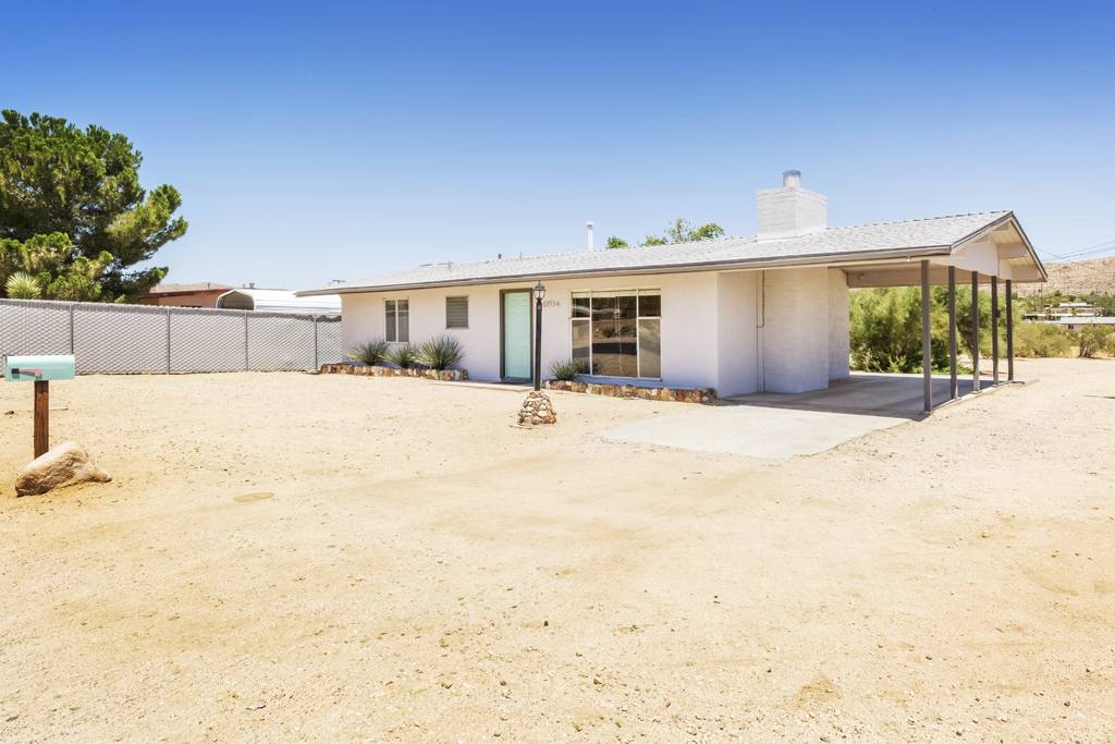 House for rent at 61934 Verbena Rd, Joshua Tree, CA 92252