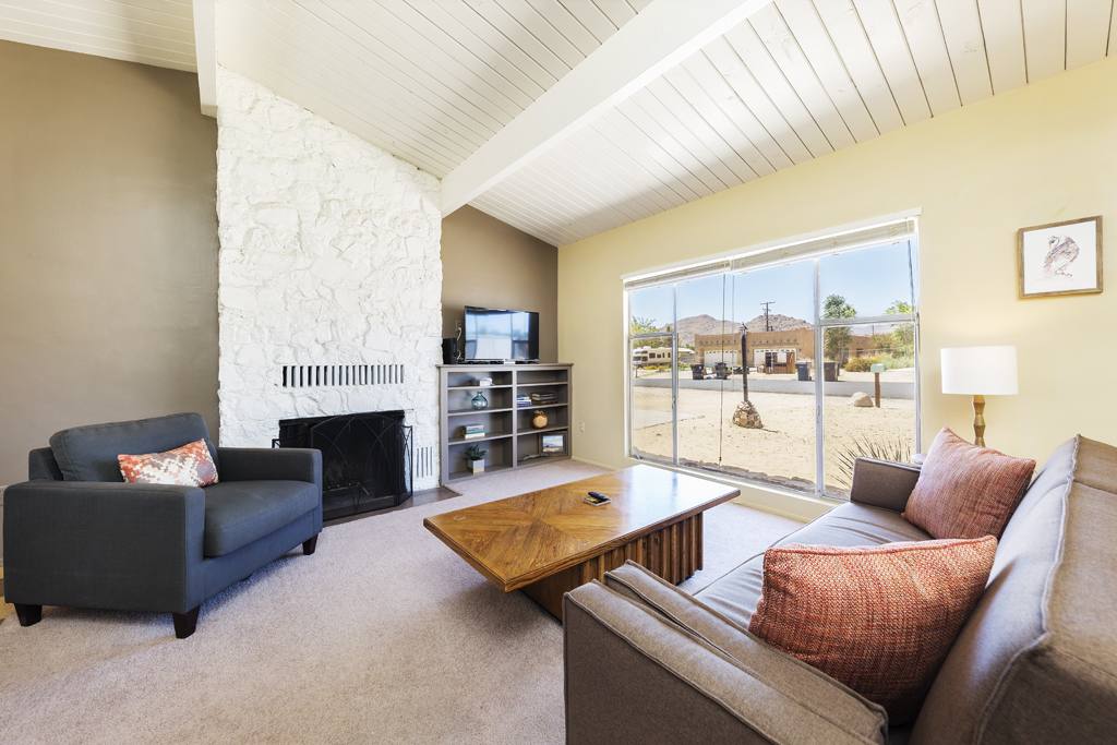 House for rent at 61934 Verbena Rd, Joshua Tree, CA 92252